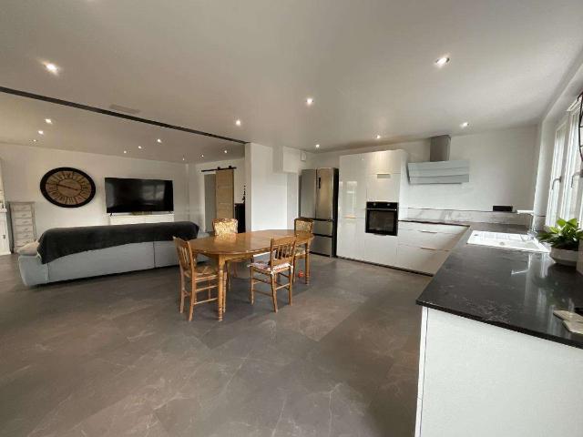 Vente maison 8 pièces Châteauneuf d'Ille et Vilaine 35