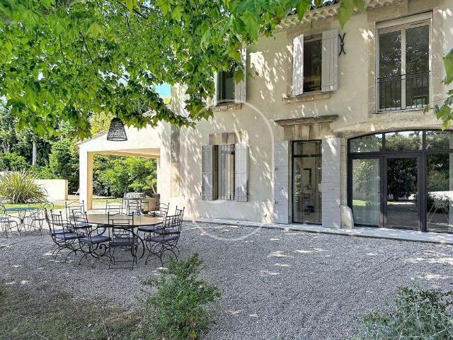 Vente maison 8 pièces Châteaurenard 13