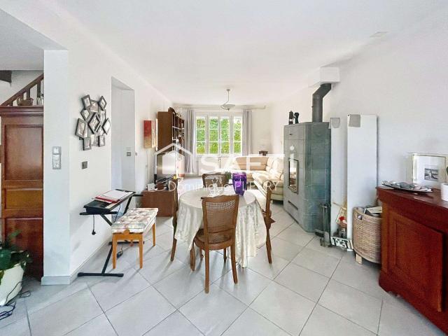 Vente maison 8 pièces Chaumes en Retz 44