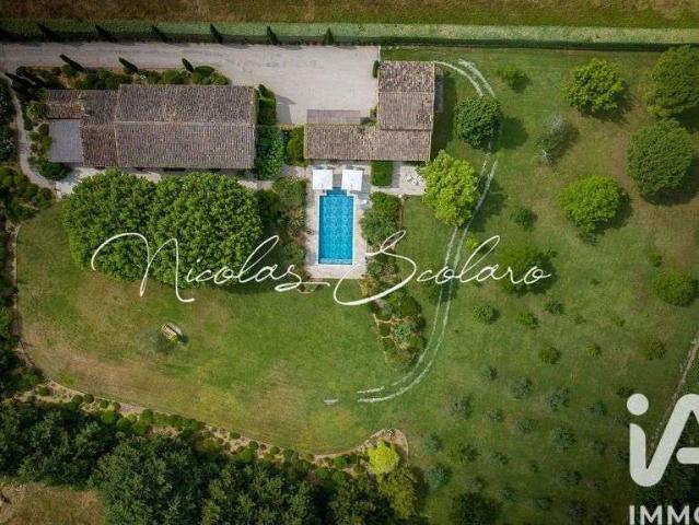 Vente maison 8 pièces Cheval Blanc 84
