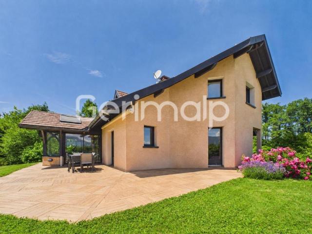 Vente Maison 8 pièces + cuisine 183 m² 859 000 €