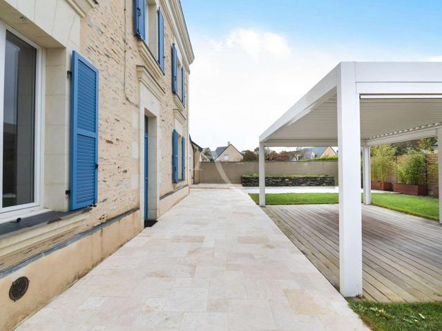 Vente maison 8 pièces Angers Justices 49