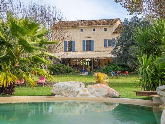 Vente maison 8 pièces Avignon 84
