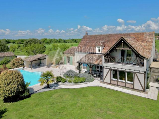 Vente maison 8 pièces Bergerac 24