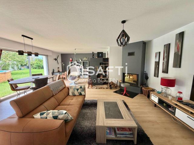 Vente maison 8 pièces Brûlain 79