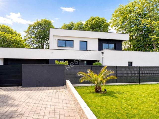 Vente maison 8 pièces Bruz 35