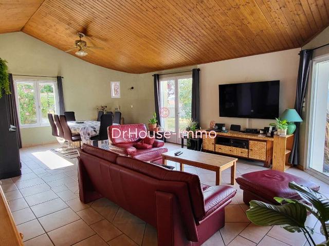 Vente maison 8 pièces Brem sur Mer 85