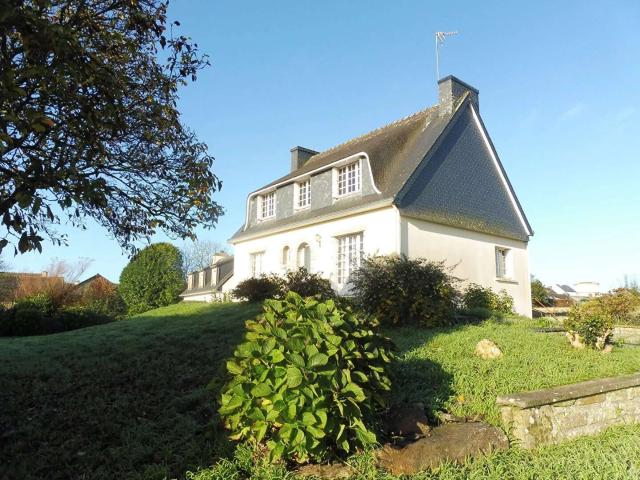 Vente maison 8 pièces Briec 29