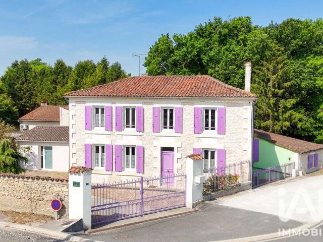Vente maison 8 pièces Gensac la Pallue 16