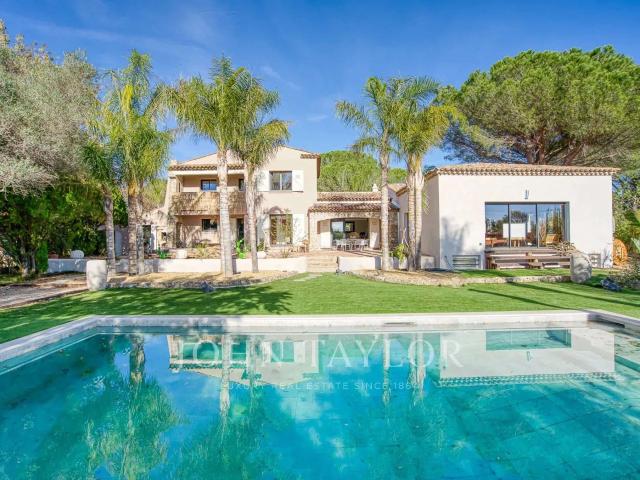 Vente maison 8 pièces Grimaud 83