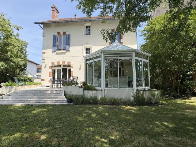 Vente maison 8 pièces Dax 40