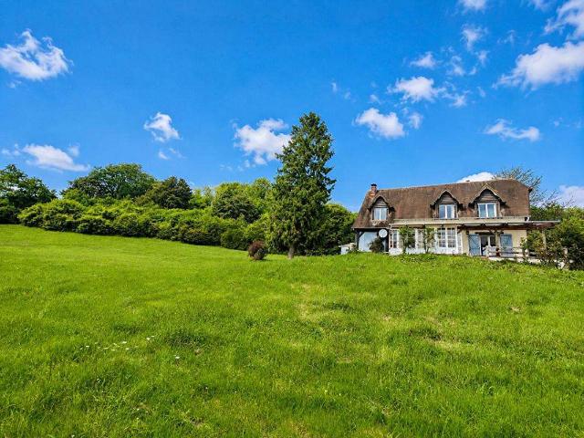 Vente maison 8 pièces Hermival les Vaux 14