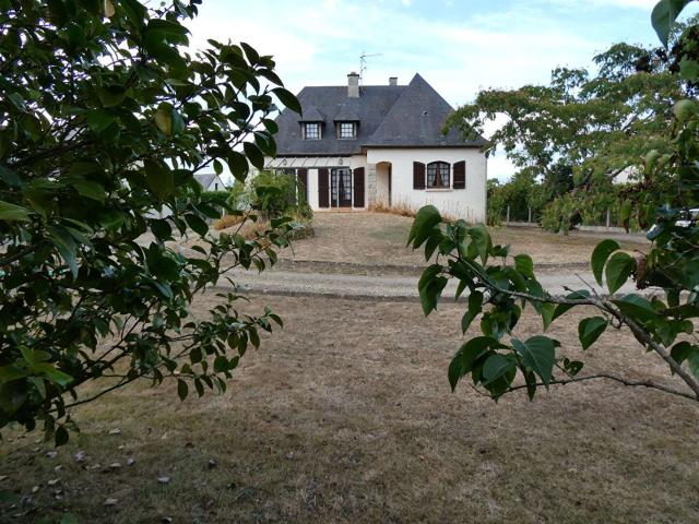 Vente maison 8 pièces Oisseau 53