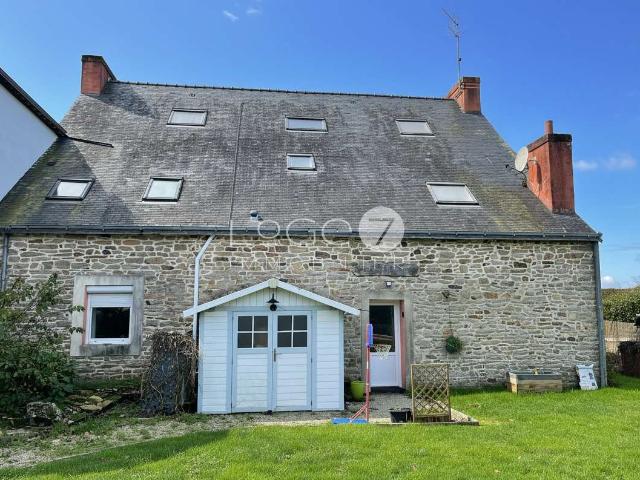 Vente maison 8 pièces Locunolé 29