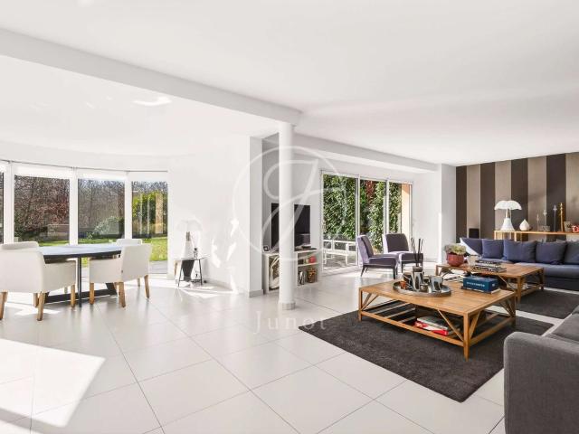 Vente maison 8 pièces La Celle Saint Cloud 78
