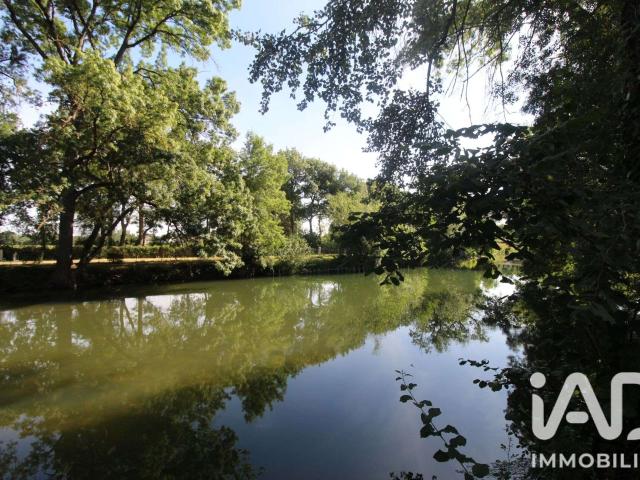 Vente maison 8 pièces La Chartre sur le Loir 72