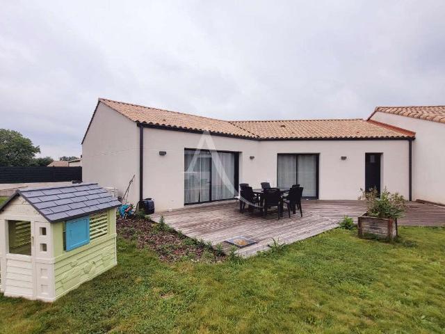 Vente maison 8 pièces La Boissière des Landes 85