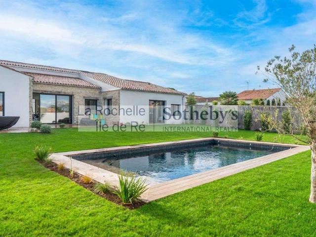 Vente maison 8 pièces La Flotte 17