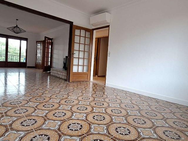 Vente maison 8 pièces La Rochelle 17