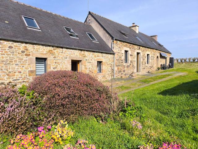 Vente maison 8 pièces Lanmeur 29