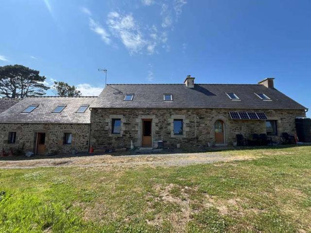 Vente maison 8 pièces Lanmeur 29