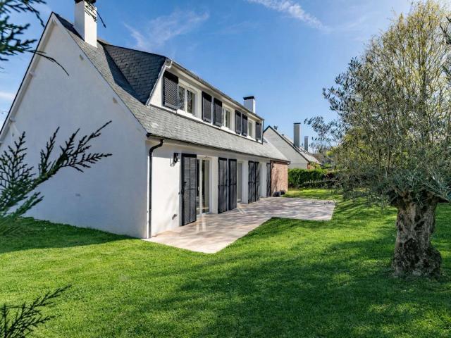 Vente maison 8 pièces L'Étang la Ville 78