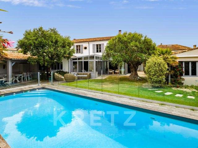 Vente maison 8 pièces Le Bois Plage en Ré 17