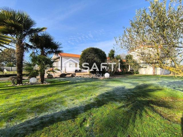 Vente maison 8 pièces Le Girouard 85