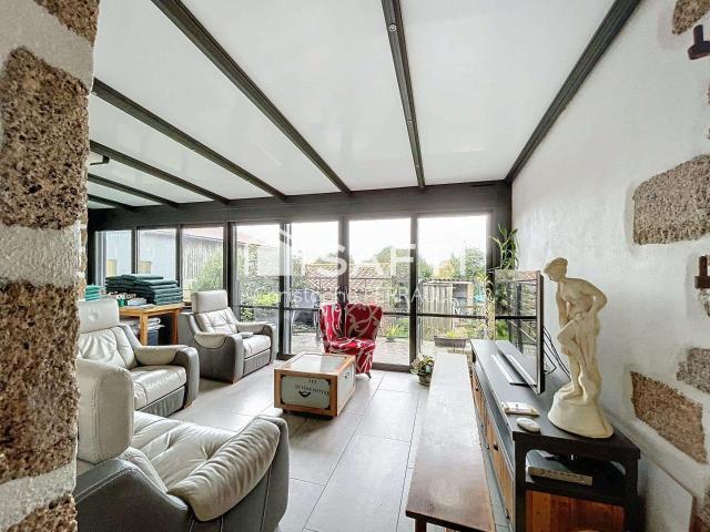 Vente maison 8 pièces Le Puy Saint Bonnet 49