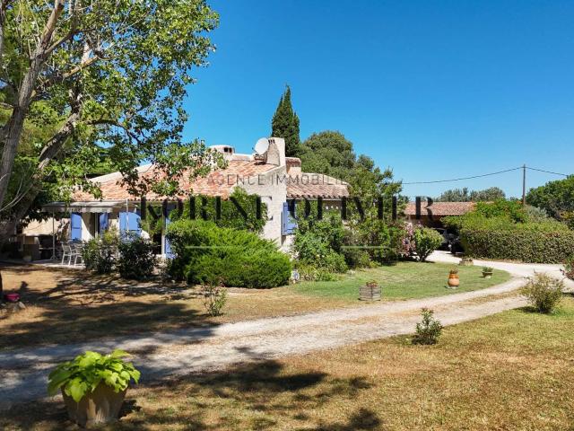 Vente maison 8 pièces Le Puy Sainte Réparade 13