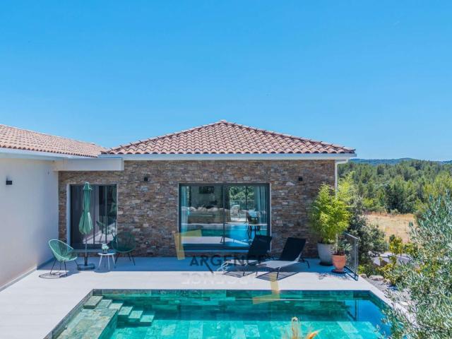 Vente maison 8 pièces Le Triadou 34