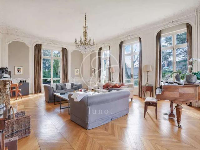Vente maison 8 pièces Le Vésinet 78