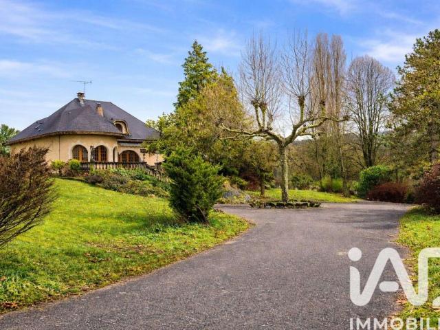 Vente maison 8 pièces Les Abrets 38