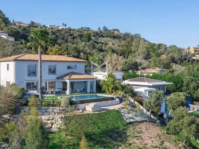Vente maison 8 pièces Les Adrets de l'Estérel 83