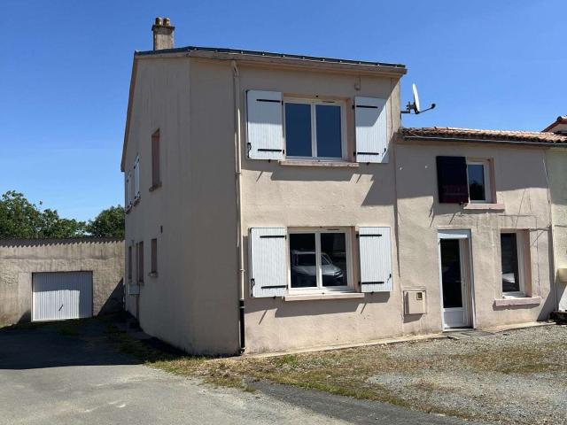 Vente maison 8 pièces Monsireigne 85