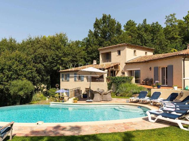Vente maison 8 pièces Montauroux 83