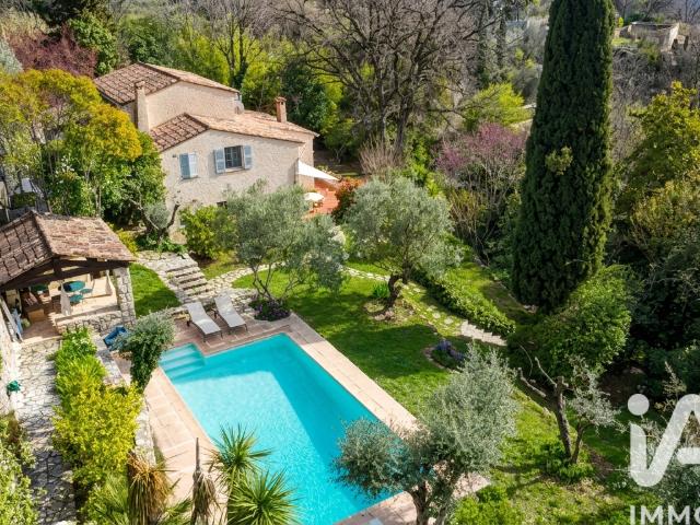 Vente maison 8 pièces Montauroux 83