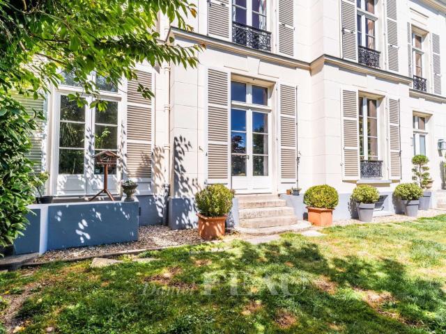 Vente maison 8 pièces Montfort l'Amaury 78