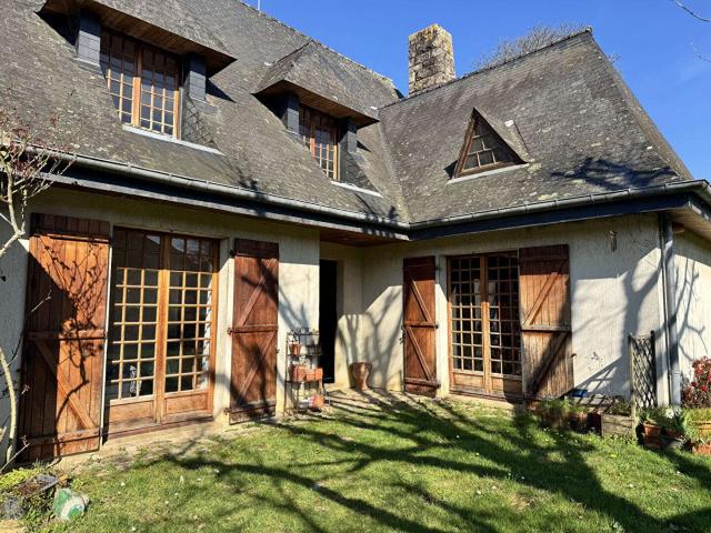 Vente maison 8 pièces Montgermont 35