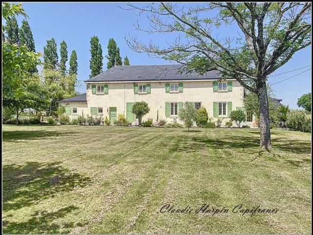 Vente maison 8 pièces Maisontiers 79