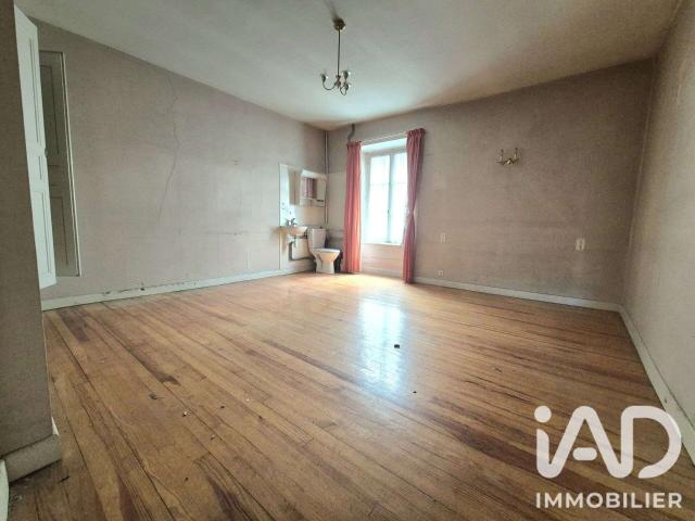 Vente maison 8 pièces Noirétable 42