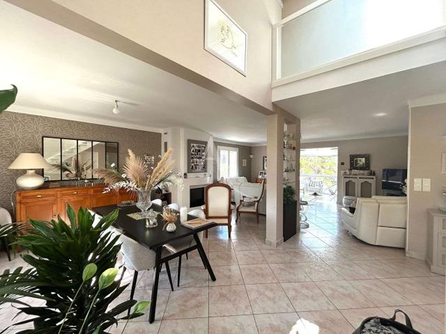 Vente maison 8 pièces Nantes Zola 44