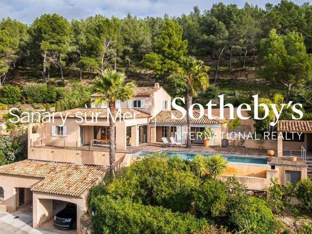 Vente maison 8 pièces Saint Cyr sur Mer 83