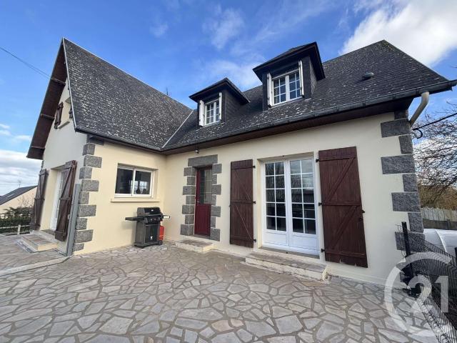 Vente maison 8 pièces Saint Aubin des Préaux 50