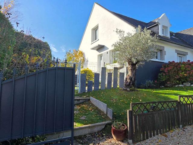 Vente maison 8 pièces Saint Berthevin 53