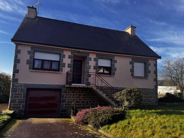Vente maison 8 pièces Saint Hervé 22