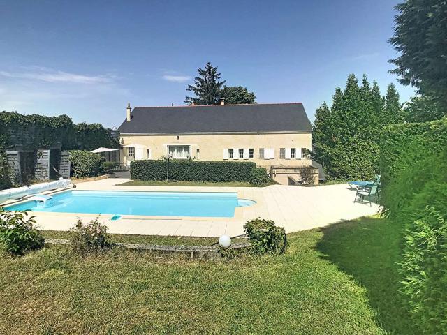 Vente maison 8 pièces Saint Hilaire Saint Florent 49