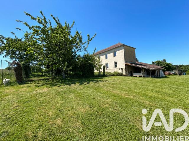 Vente maison 8 pièces Saint Laurent du Bois 33