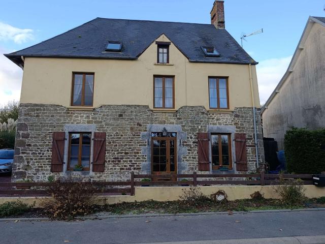 Vente maison 8 pièces Saint Martin de Cenilly 50