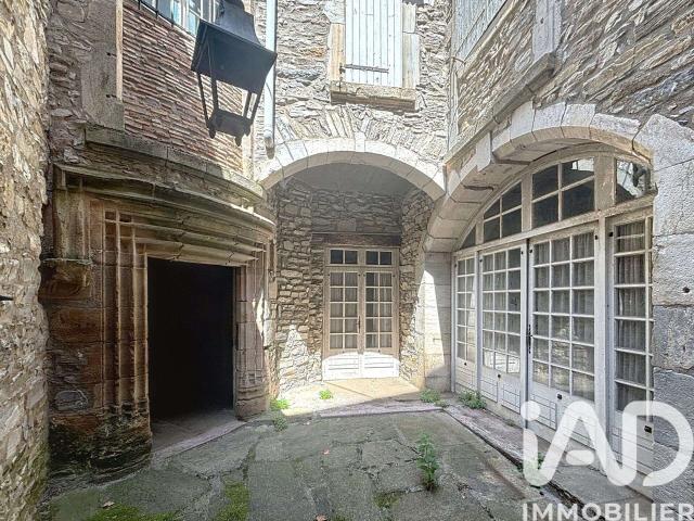 Vente maison 8 pièces Saint Pons de Thomières 34
